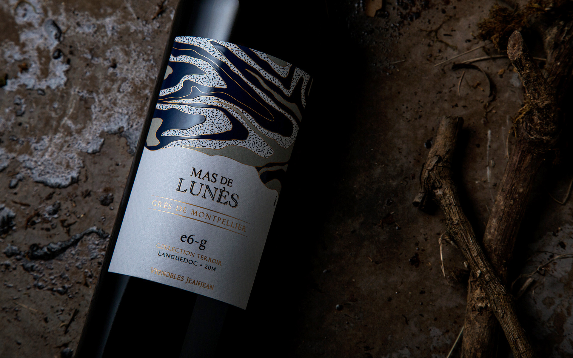 Wine label design - M&A Creative Agency